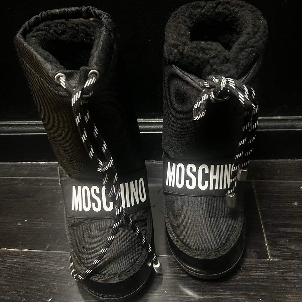 Moschino boots
